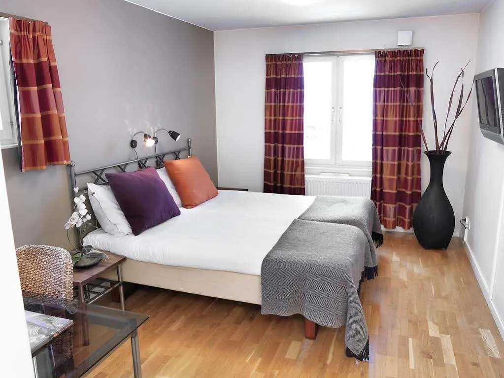 Maude'S Hotel Enskede Stockholm